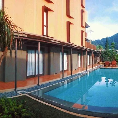 Grand Metro Puncak Hotel Cibodas Ngoại thất bức ảnh