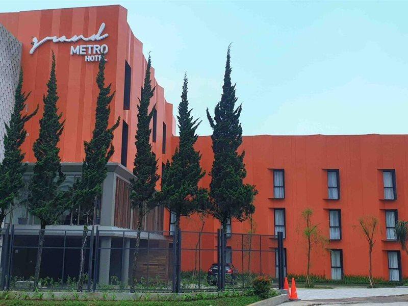 Grand Metro Puncak Hotel Cibodas Ngoại thất bức ảnh